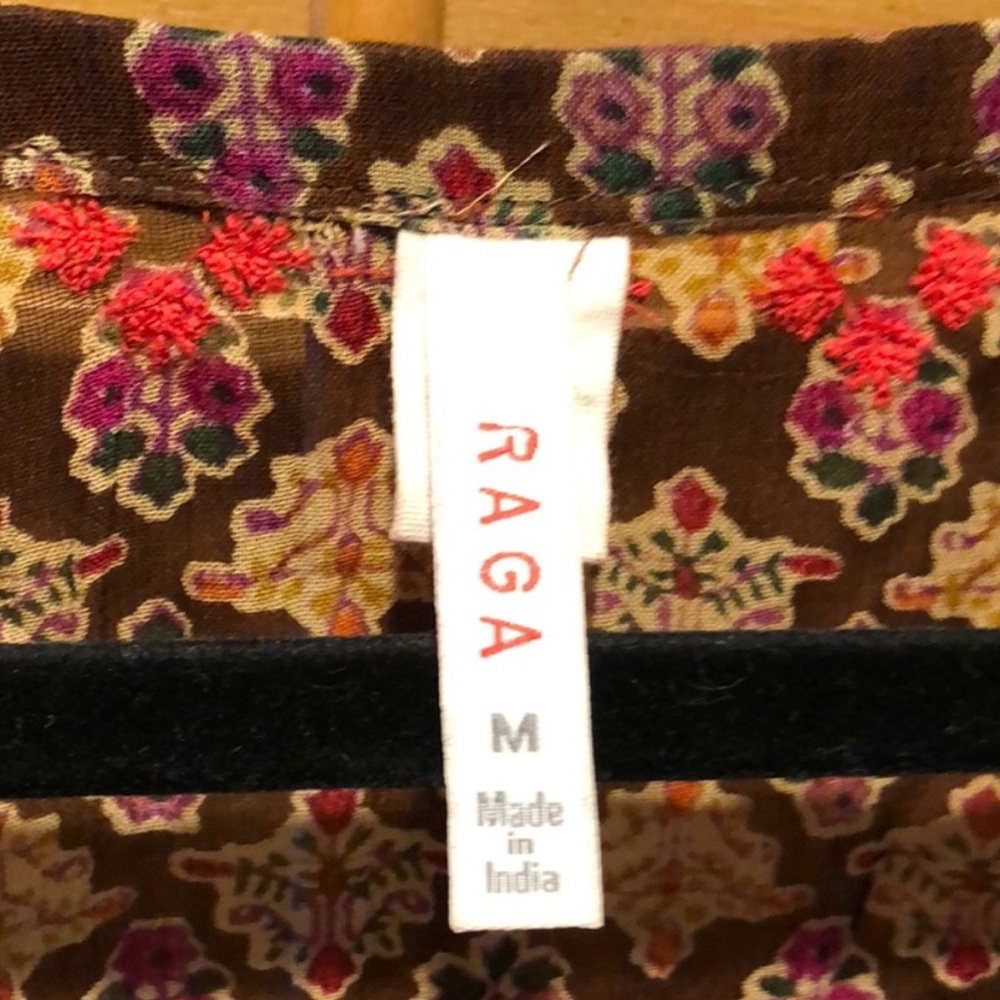 RAGA Multicolor Floral Pattern Top - Picture 2 of 3